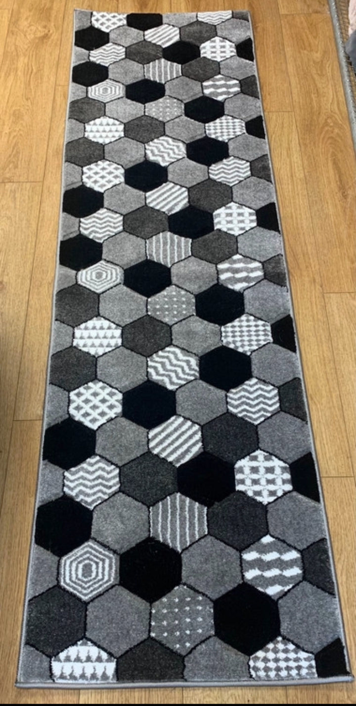Honeycomb Hexagon Pattern Rug – Multiple Colours & Sizes