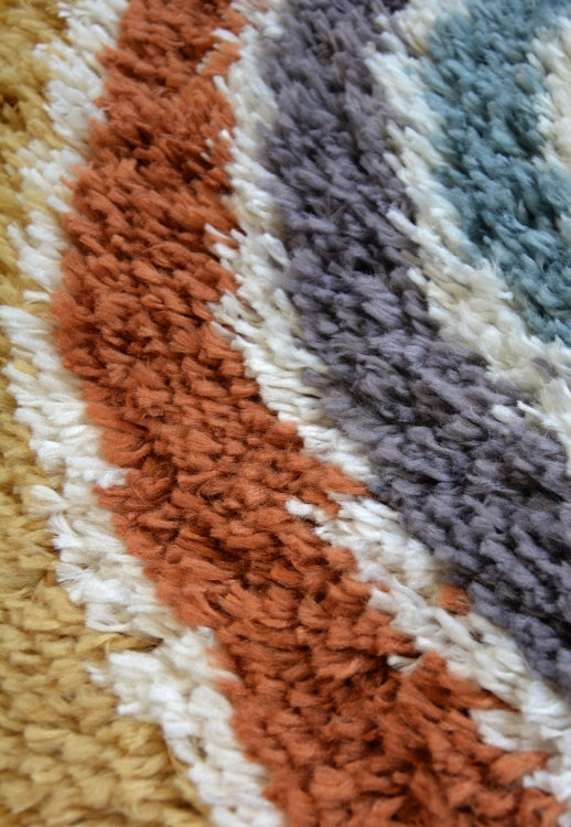 Snug Rainbow