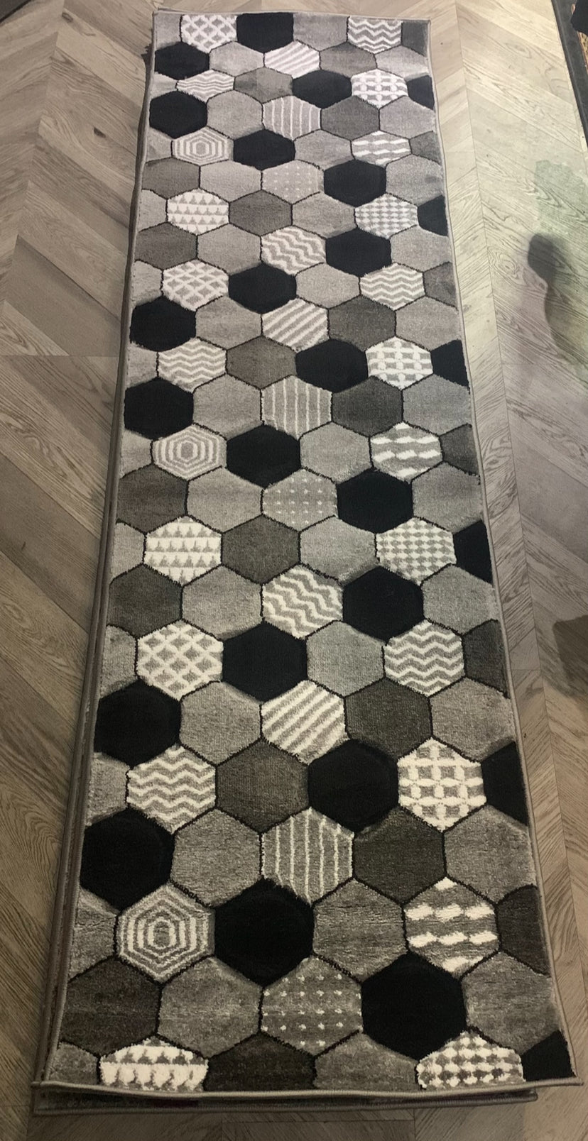 Honeycomb Hexagon Pattern Rug – Multiple Colours & Sizes