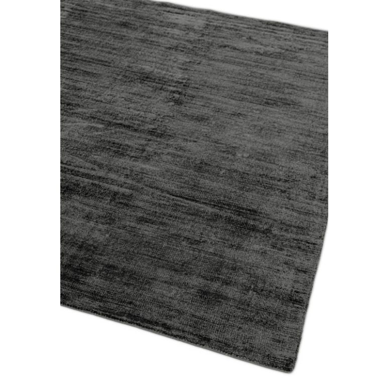 Blade Charcoal