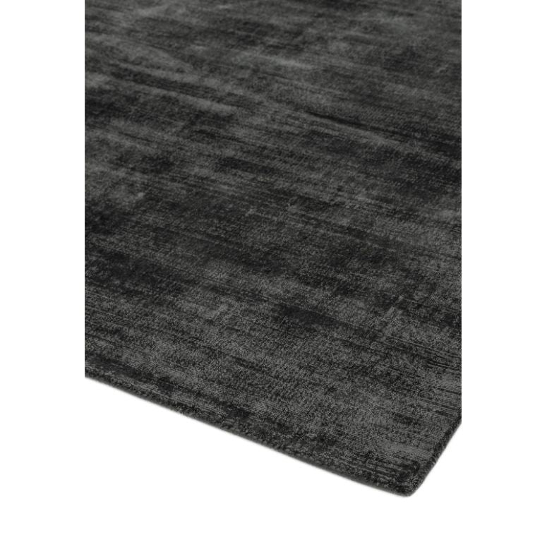 Blade Charcoal
