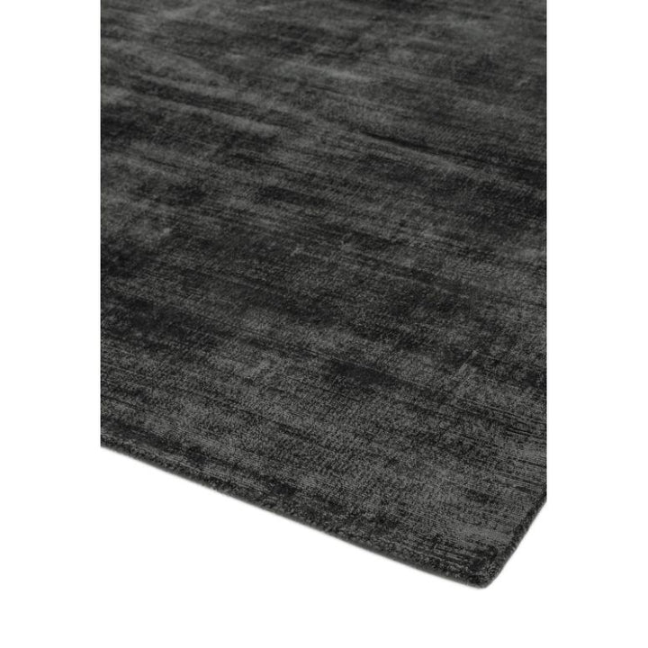 Blade Charcoal