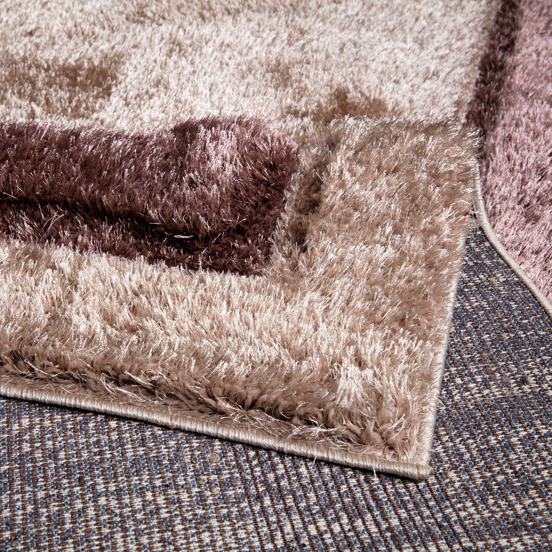 Luxe Border Shaggy Collection