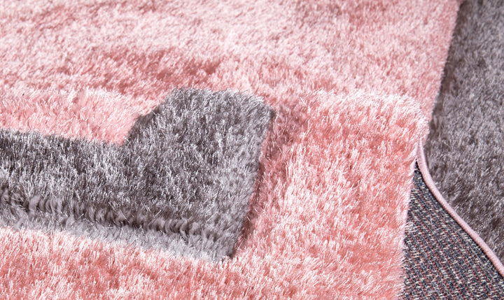 Luxe Border Shaggy Collection