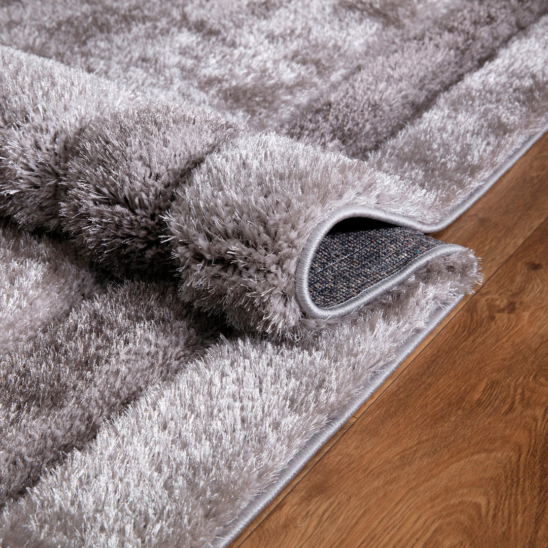 Luxe Border Shaggy Collection