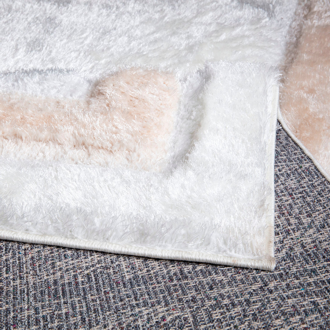 Luxe Border Shaggy Collection