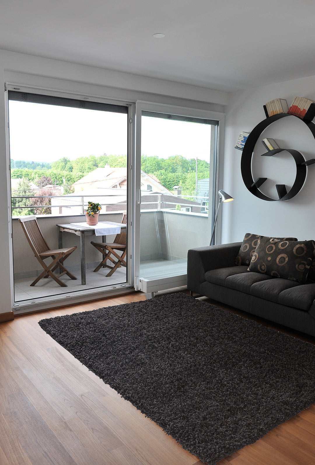 Veloria Circular Shaggy Rug Collection