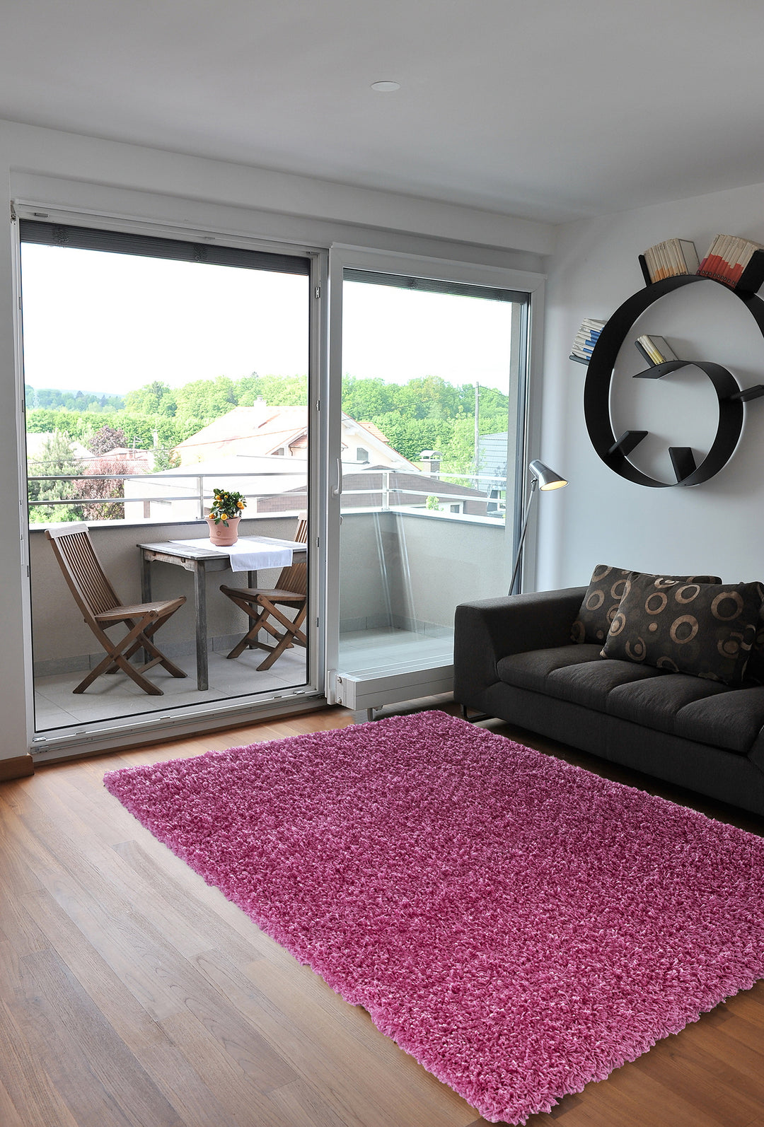 Veloria Circular Shaggy Rug Collection